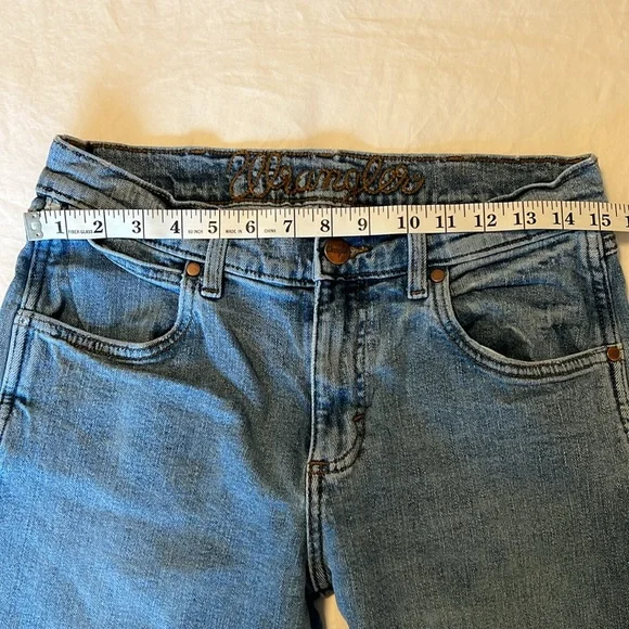 Mens 30x32 Wrangler Slim Bootcut Denim - Picture 2 of 10